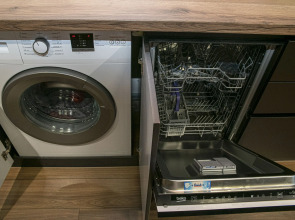 Апартаменты евротрёхкомнатные Stepanenkov в стиле лофт на Горького 24