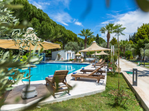 Risus Garden Marina Hotel