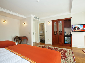 Отель Aren Suites