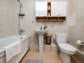 Апартаменты River Side Осенний лес