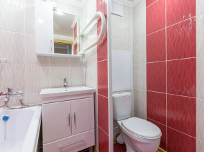 Апартаменты Гости Любят у метро Римская Бежевая