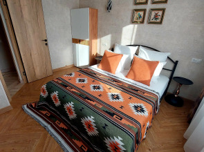 Квартира Двухуровневая в центре возле набережной