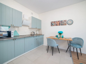 Апартаменты Хуторская 1к2