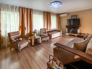 Chastny Dom Otdelny Dom U Morya Privte House