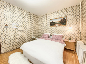 Uyutnye V Tsentre Goroda Na Allee Geroyev Apartments