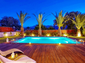 Villa DisCrete Episkopi