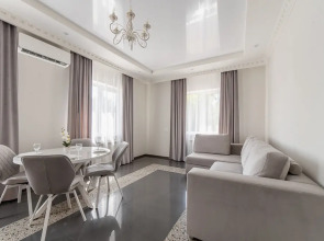 Апартаменты на улице Коммуны 2