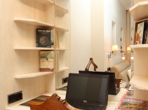 Отель Lir Residence Suites