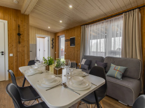 Частный дом Уютный для небольшой компании