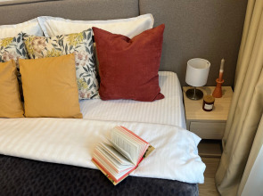 Апартаменты Family Lux с панорамным видом на Остров Мечты и на город