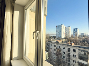 Апартаменты Шикарные трёхкомнатные в центре города вблизи Мамаева Кургана