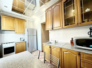 Квартира Четырехкомнатная в Центре на Островского