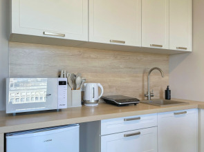 Апартаменты с Панорамными Окнами на 14 Этаже Небоскреба Бизнес-Класс в ЖК D1