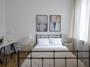 Апартаменты Город Рек на Большой Морской 6 у Дворцовой площади