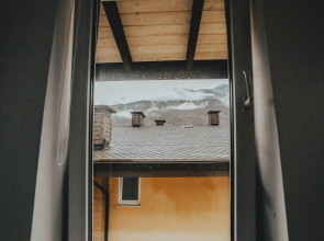 Апартаменты с Видом на Горы 1