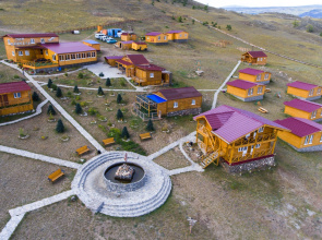 Mir Baykala Hotel