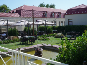 Verywell Mini-Hotel