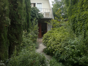 Irina Guest House