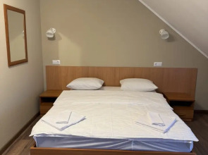 Отель Аристократъ