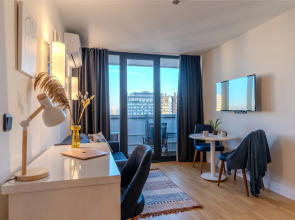 Апарт-отель Orbi City RightApart