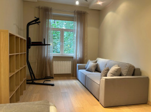 Квартира Видовая уютная на живописной набережной в центре столицы