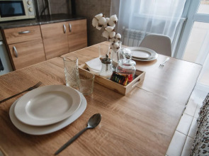 Апартаменты Апрель Брестская 1