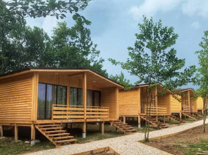 Отель Garuda Beach Village