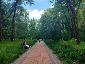 Апартаменты в центре с тремя спальнями на Червякова 55 рядом с парком Победы