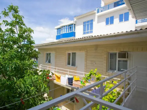 Гостевой дом ЭдиРоз на Крымской