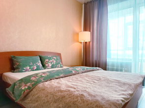 Apartamenty 100 Nocej na Komsomol'skom 122V