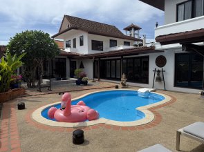 Soi Baan Song Thai Villa