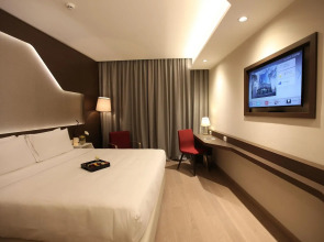 DoubleTree by Hilton Hotel Yerevan City Centre