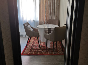 Апартаменты on Yunnatov Lane