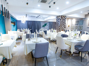 Отель Krokus Plaza