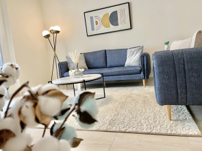 Elite LUX Holiday Homes - Spacious 2BR with Direct Metro Access in Al Furjan Dubai Apartments