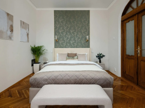 Квартира GM Apartments Новая и тихая Трехкомнатная на Тверской