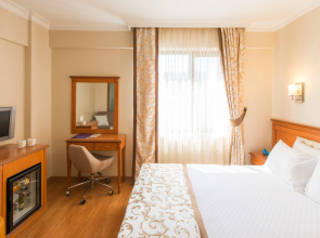 Отель Prestige Old City