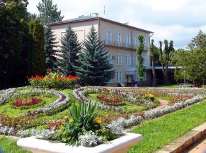 Nadezhda Hotel
