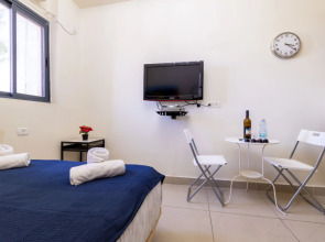 Nhe Machne Yehuda Apartments