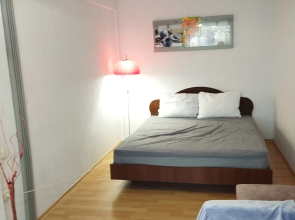 Flat 8mi Mestnaya v Tsentre Flat