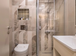 Rose Garden Premium Hotel