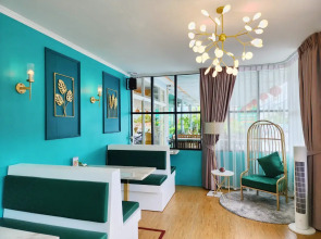 Курортный отель Phaithong Sotel Resort