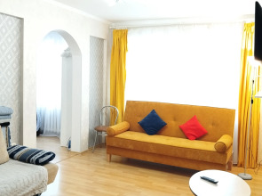 Квартира Двухкомнатная возле центра