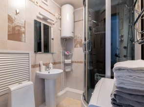 Апартаменты Двухкомнатные с двуспальной кроватью и двумя диванами