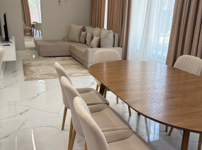 Maly #3 Private House