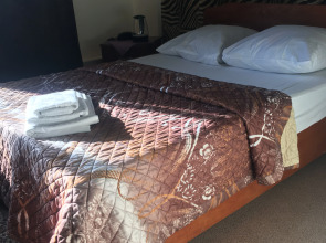 Отель Милана