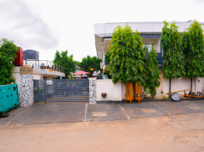 Connecting Lagos Suites Hotel