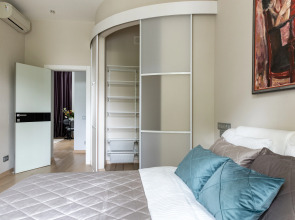 Квартира Видовая уютная на живописной набережной в центре столицы