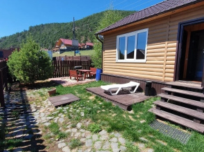 Na Pervoy Linii Ozera Baykal Dom-5 Private House