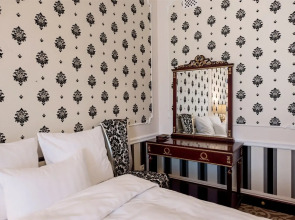 Отель Golden Rooms Moscow